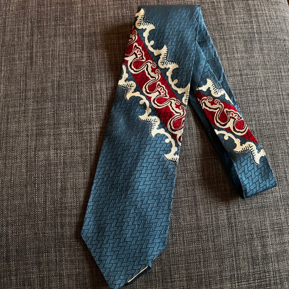 Vintage‎ Inca Necktie Blue Red White Patterned Polyester Tie Fashion